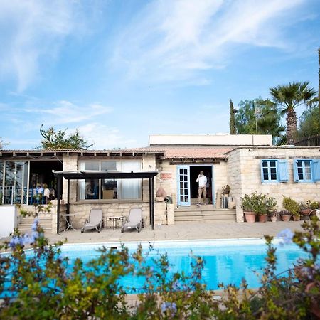 The Carob Tree Villa - Rustic Luxury Home With Access To Pool And Restaurant Larnaca Exterior photo